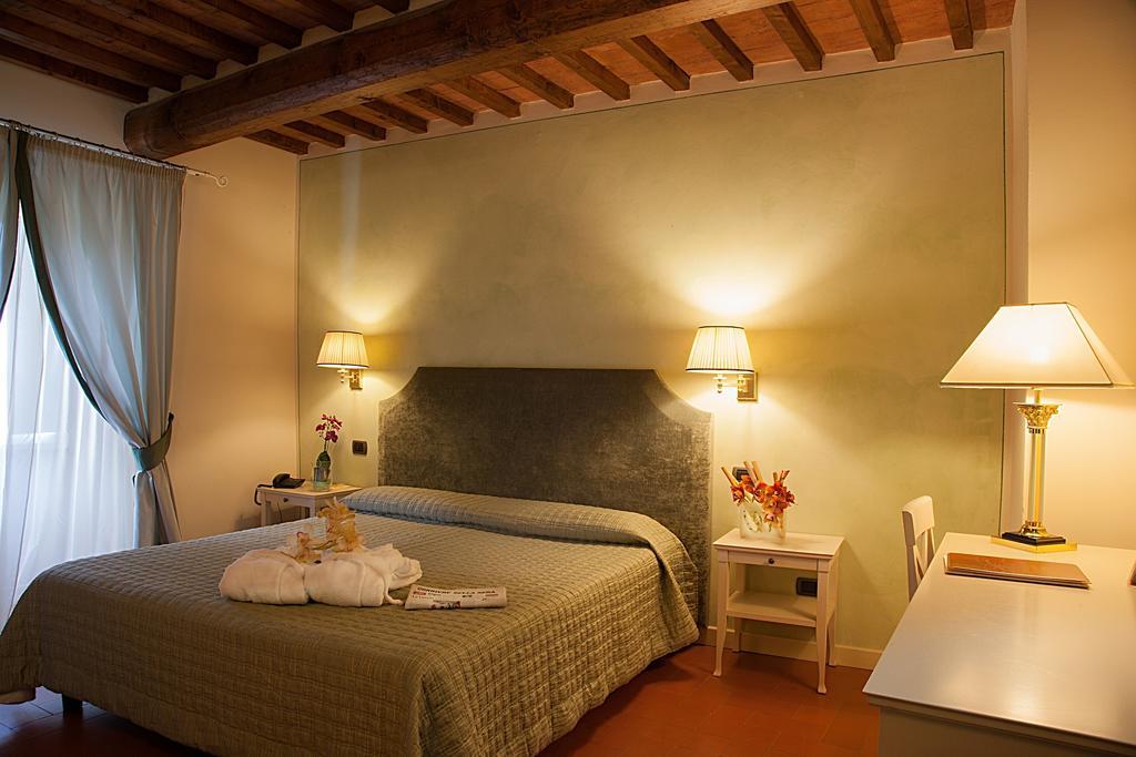 Borgo Sant'Ippolito Country Hotel Ginestra Fiorentina Bilik gambar