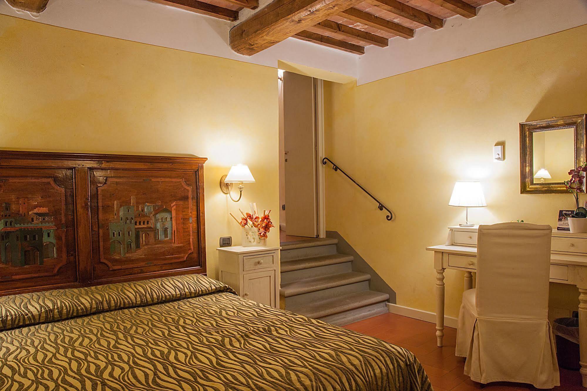 Borgo Sant'Ippolito Country Hotel Ginestra Fiorentina Luaran gambar