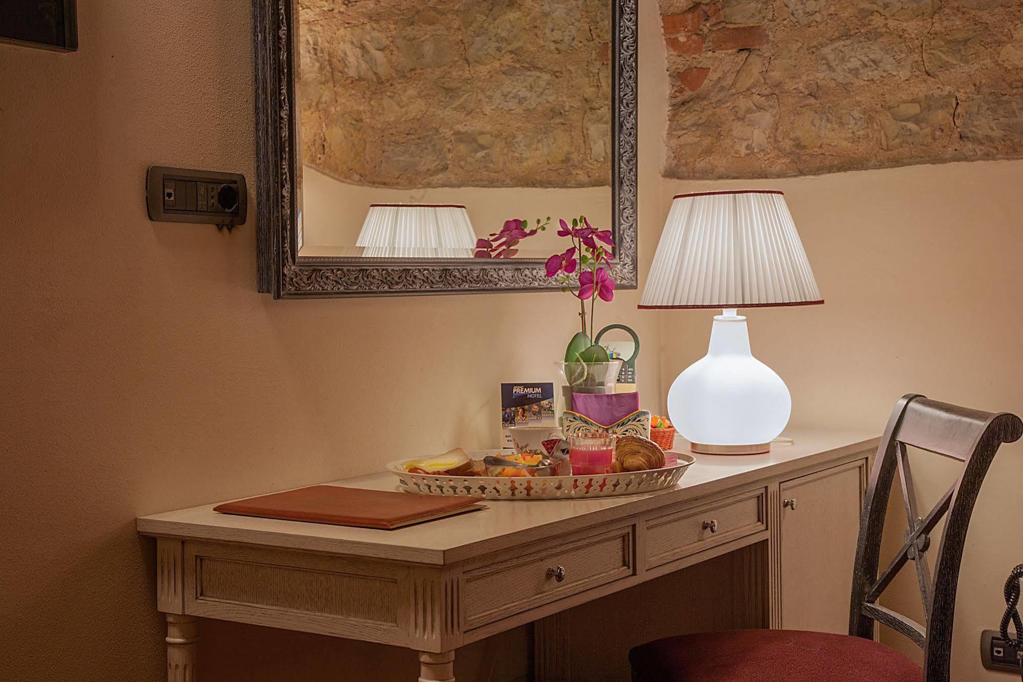 Borgo Sant'Ippolito Country Hotel Ginestra Fiorentina Luaran gambar