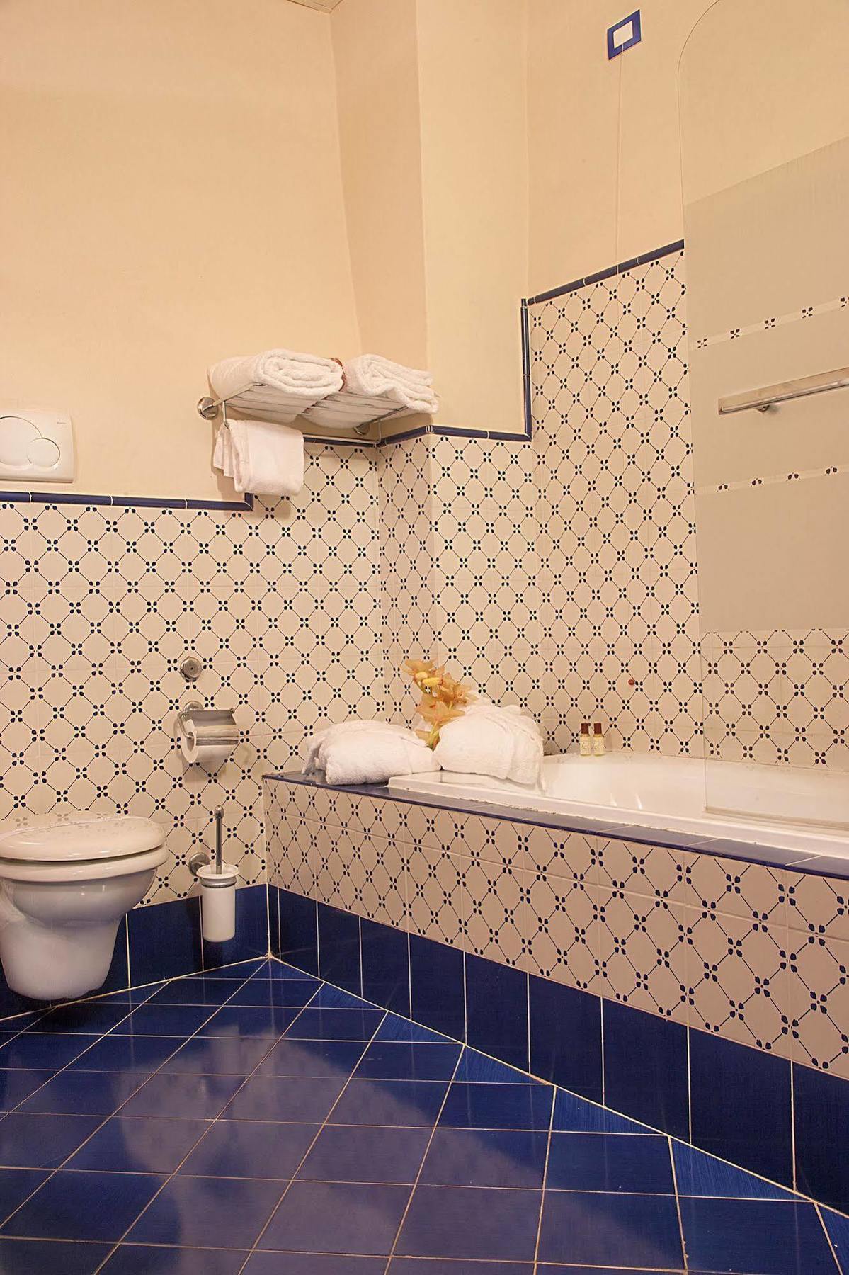 Borgo Sant'Ippolito Country Hotel Ginestra Fiorentina Luaran gambar